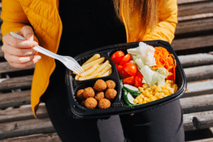 Comer fora de casa com intolerância à lactose